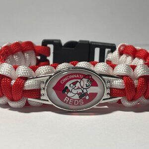 Cincinnati Reds MLB Paracord Bracelet NEW